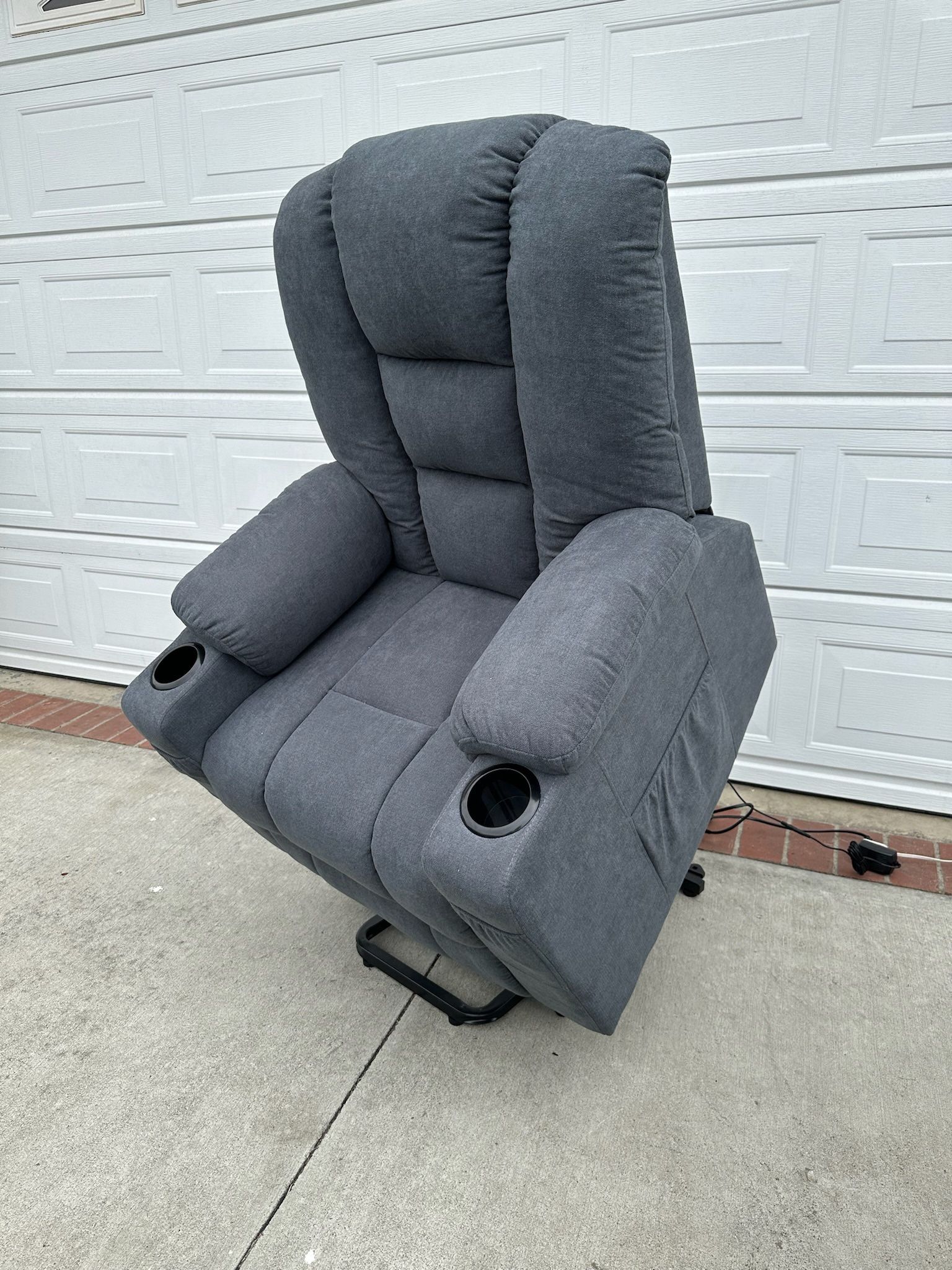Power Lift Recliner With Massage And Heat