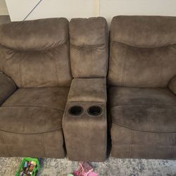 Sillon reclinable mesedor eléctrico Atwater Pu