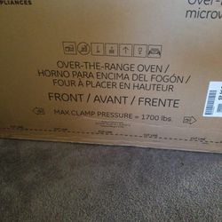 Range Microwave Oven