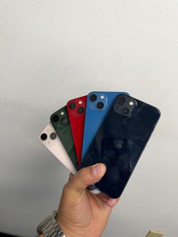 Apple iPhone 13 128GB Unlocked / Liberado      We are a wholesale and been doing business for over 22 years and guarantee our iphone to be working