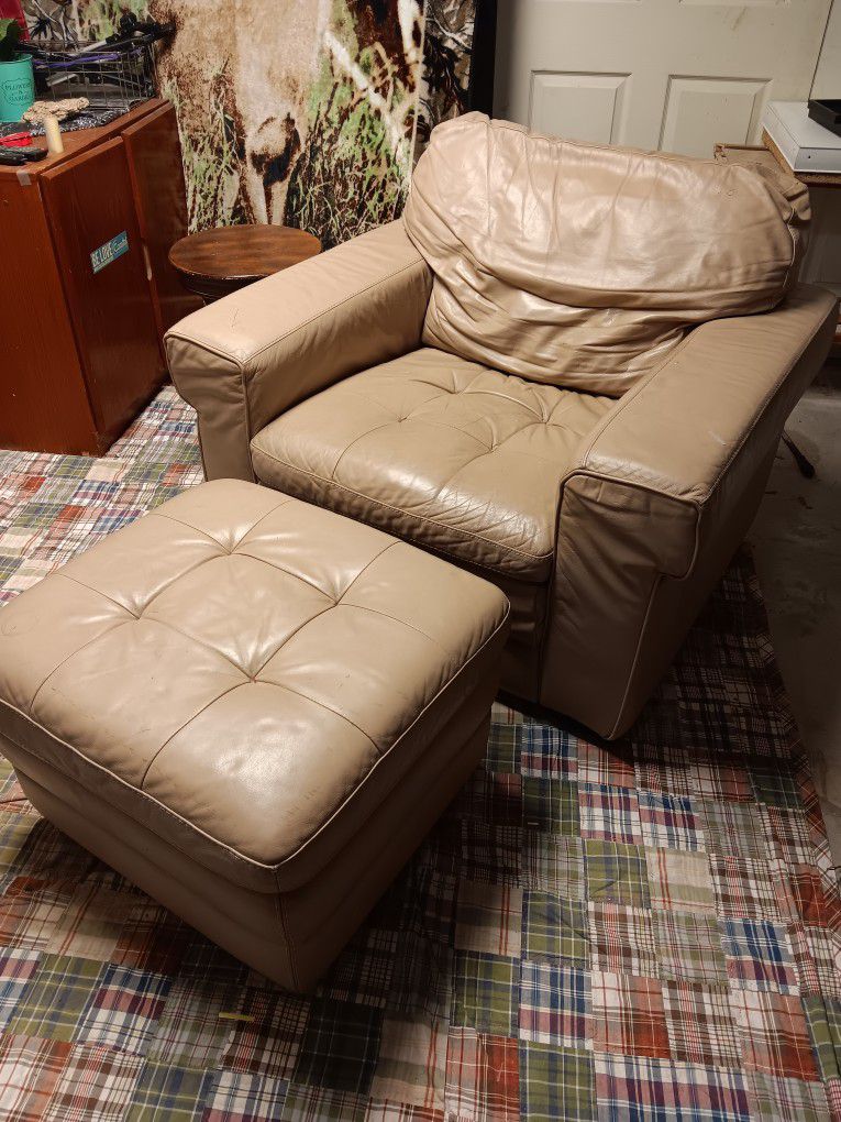 Haverty's Leather Chair And Ottoman 