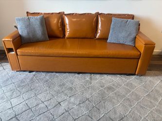 UTSA Moving Sale – Modern Apartment Furniture