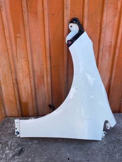 Toyota Corolla fender left driving side  OEM  2020-2024