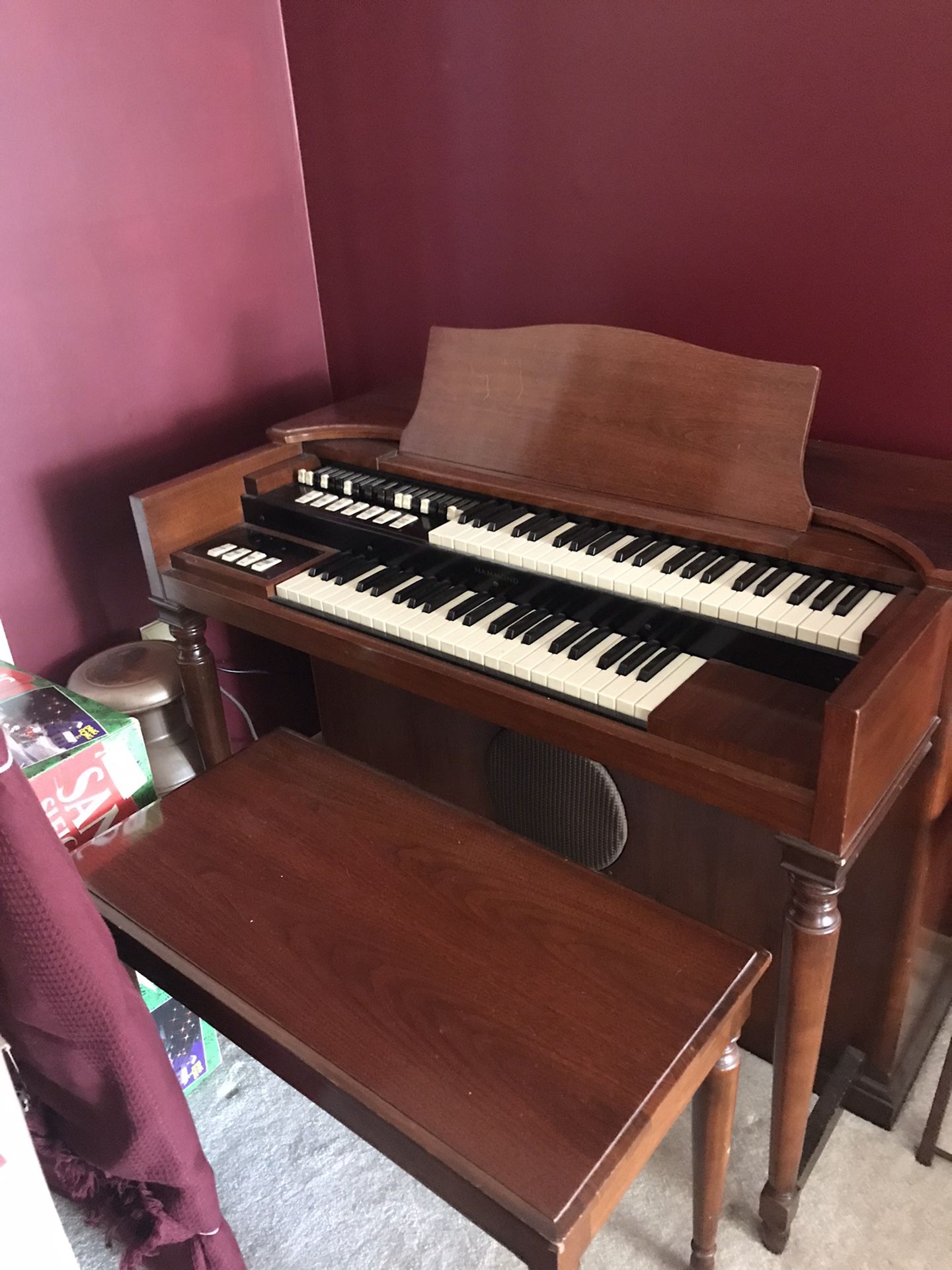Vintage Hammond Organ  1959