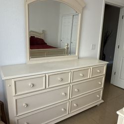 Dresser And Mirror 