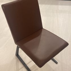 Bo Concept Mariposa Dining Chairs 6 Chairs for Sale in Miami Bo Concept Mariposa Dining Chairs 6 Chairs for Sale in Miami