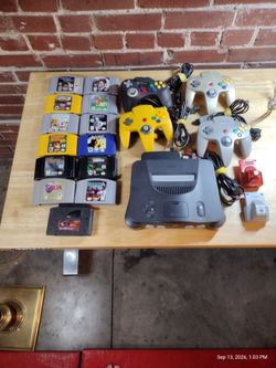 Nintendo 64 w 12 games and accessories