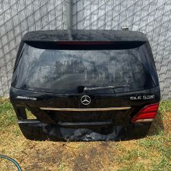 2017 GLE63S Trunk Tailgate 