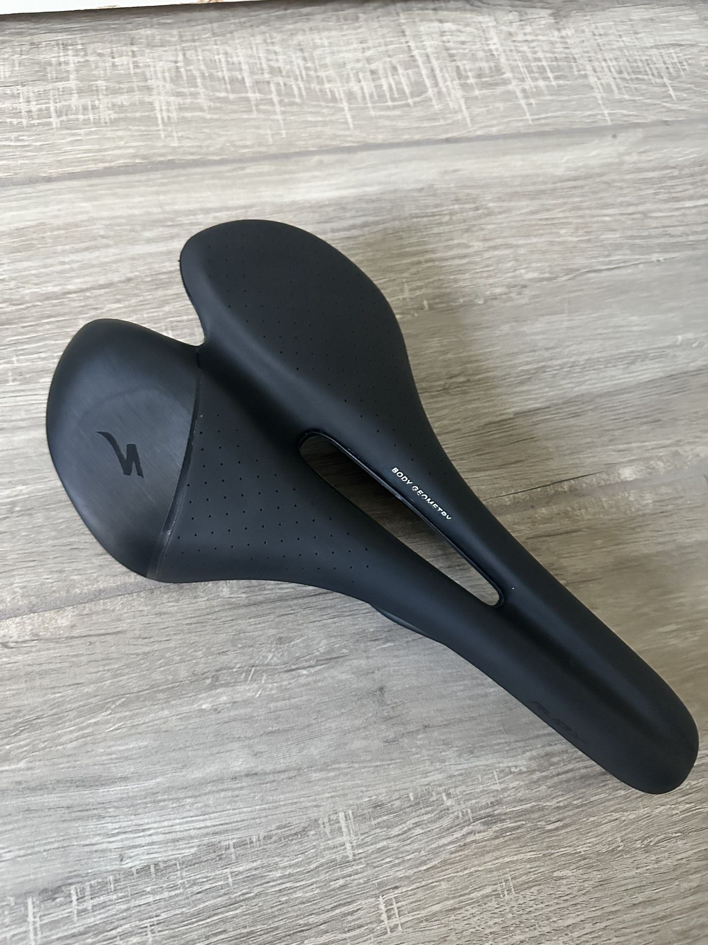 Specialized Body Geometry Ruby Road Bike Seat/Saddle – 155 mm, FACT Carbon Rails