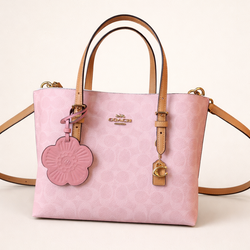 Coach powder pink mollie