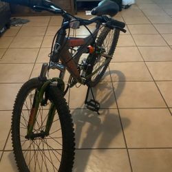 Dynacraft Gauntlet Bike 24 Inch Bike