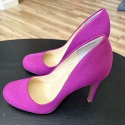 Jessica Simpson Women's Calie Round Toe Classic Heels Pumps Shoes. Size 7M