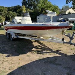2005 NauticStar 2200