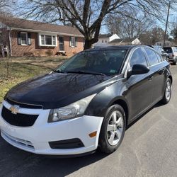 2014 Chevrolet Cruze -clean title - $4,900 (negotiable) 