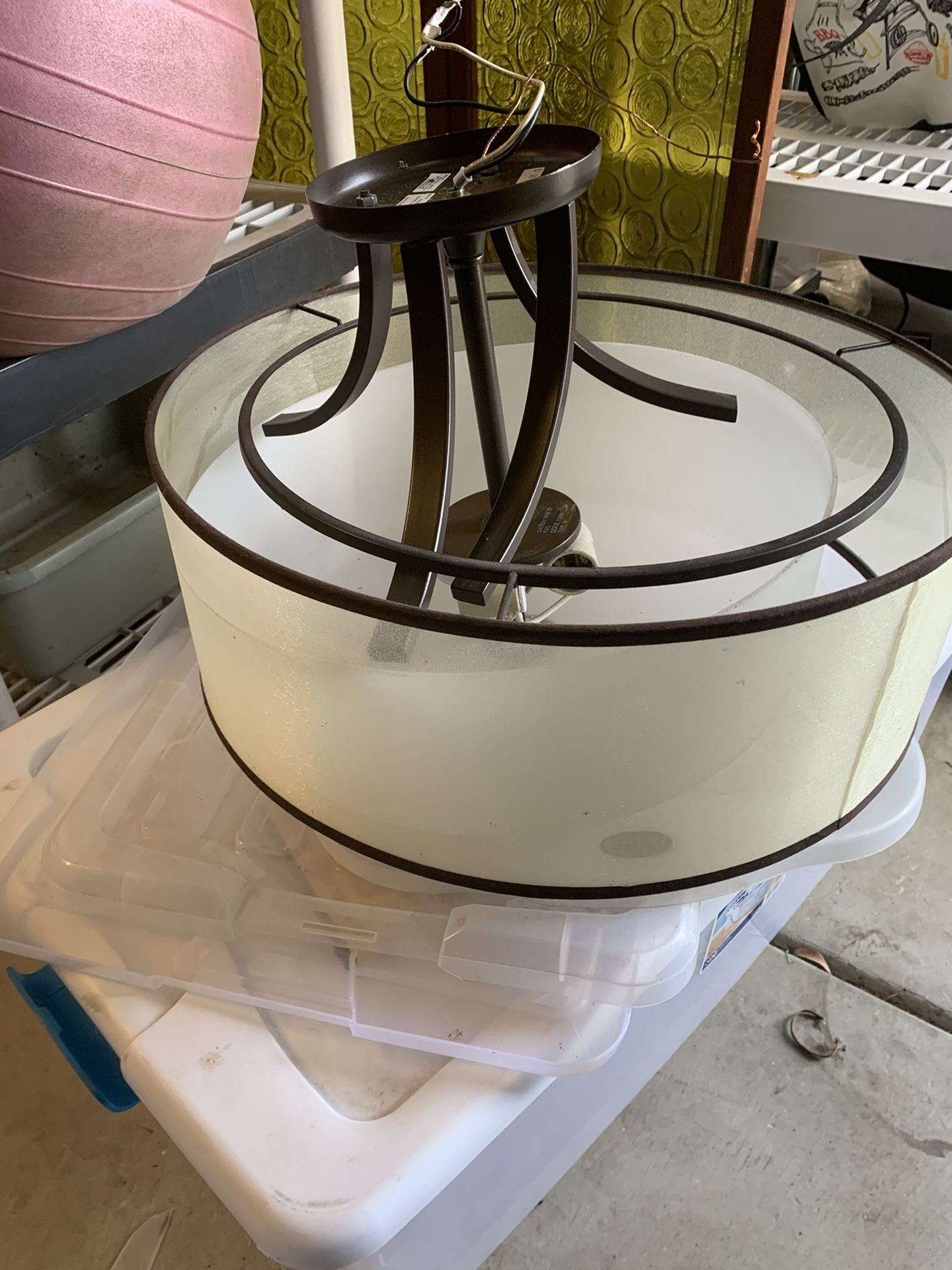 Light fixture