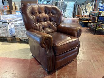 LANE FURNITURE Traditional Brown Leather Pushback Recliner with Nailhead Trim
