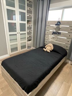 Twin bed with mattress