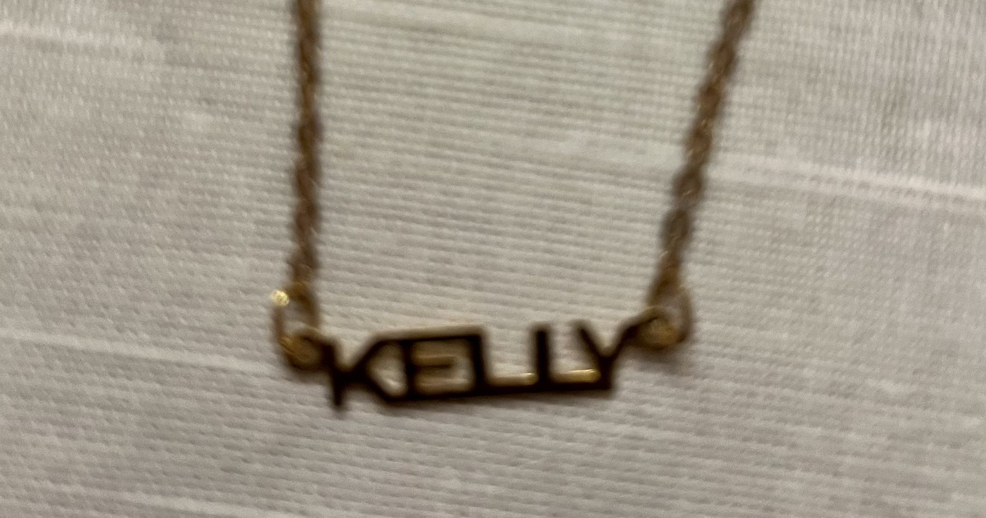 Kelly Necklace 