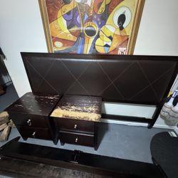 Used King Bed Set With 2 Night Stand And Chest Of Drawers