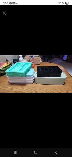 Ice cube trays