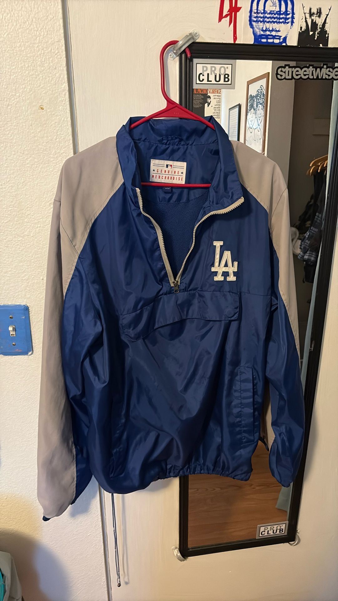 dodger wind breaker