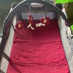 Baby playpens