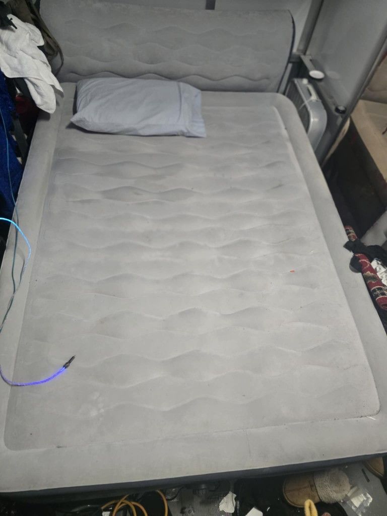 Queen Air Mattress With Built-In Headboard