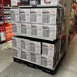 Magic Chef 27 pound countertop icemaker