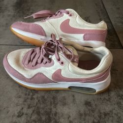 Nike Air Max Sneakers Pink and Cream