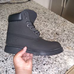Black Timberland Boots.