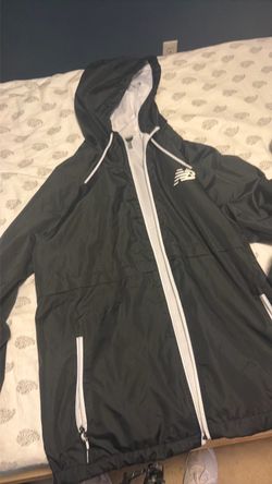 New balance wind breaker