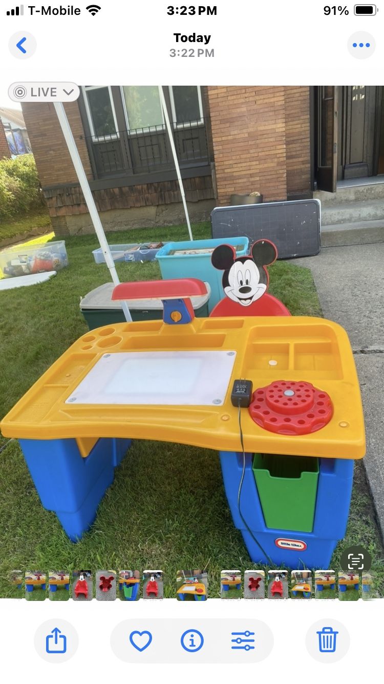 Little Tikes Activity Desk With Working Lights