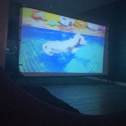 150 Inch Smart Projector 