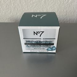 No7 Face Serum With Hyaluronic Acid & Camelia Oil 30 Capsule