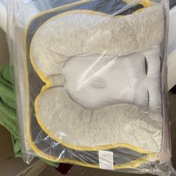 Cosymorpho Newborn Baby Cushion Brand New