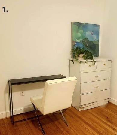 Vintage white dresser