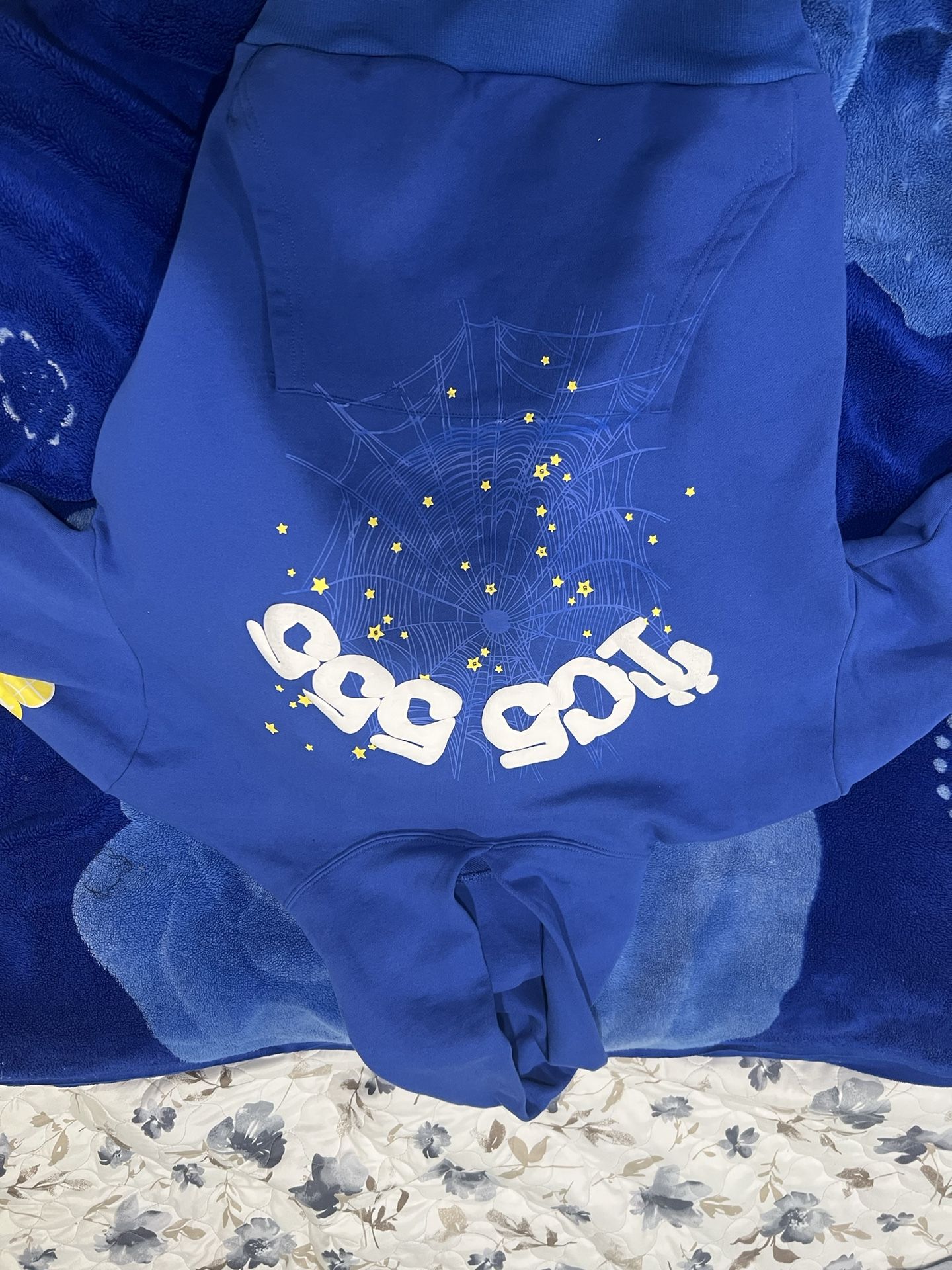 Spider Hoodie Medium