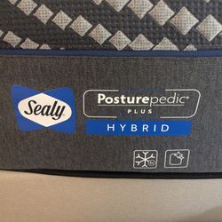 King Size Sealy Posturpedic Hybrid "Brenham Firm" Includes King Frame!