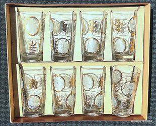 Vintage MCM mid century modern UNUSED Federal glass leaf tumblers x 8 !