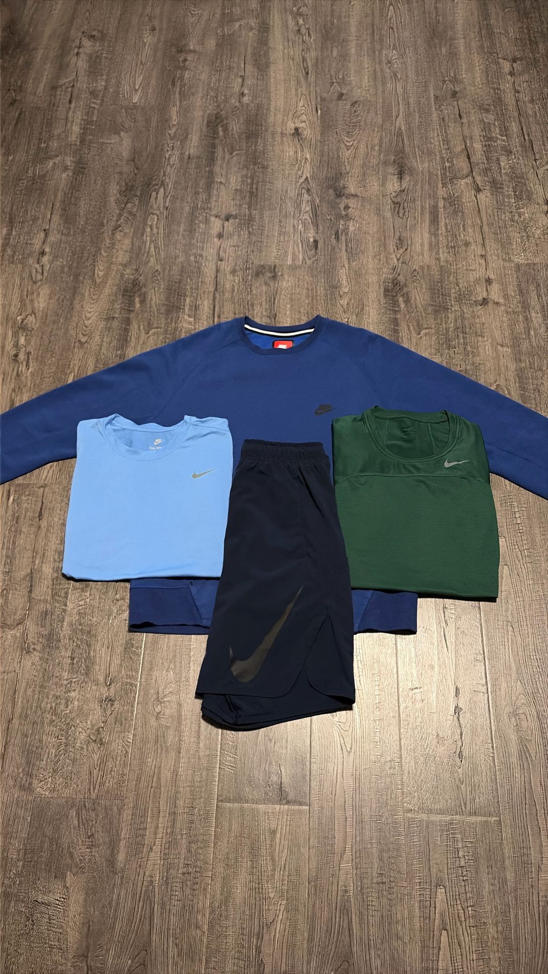 Nike Mens Athletic Clothes