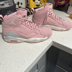 Woman Size 9 Shoes