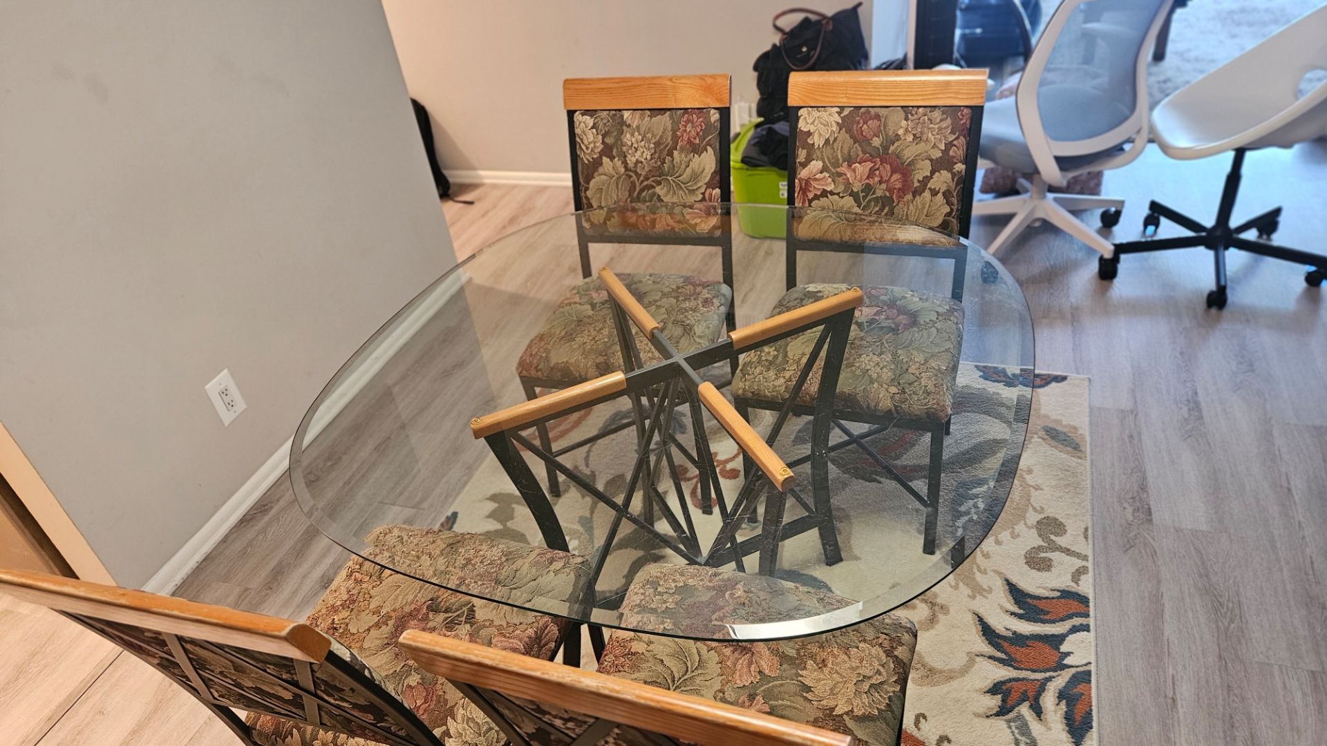 Dinning table