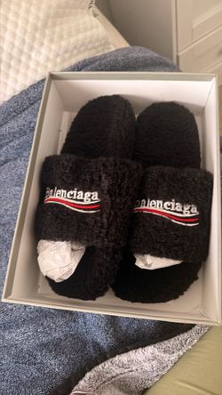 Balenciaga Fur Slides size 9.5-10.5