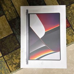 MacBook Pro M1 16 Inch 32GB 512GB - 70 Battery Cycles - Like New - Space black 