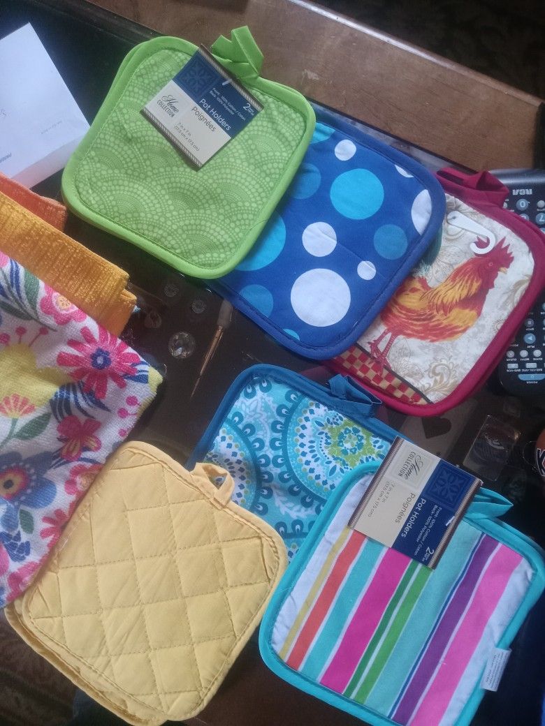 46 New Pot Holders & 50 New Hand Towels