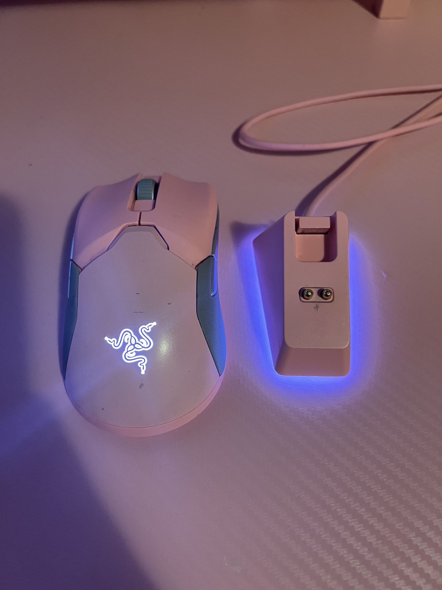 Pink Razor gaming mouse