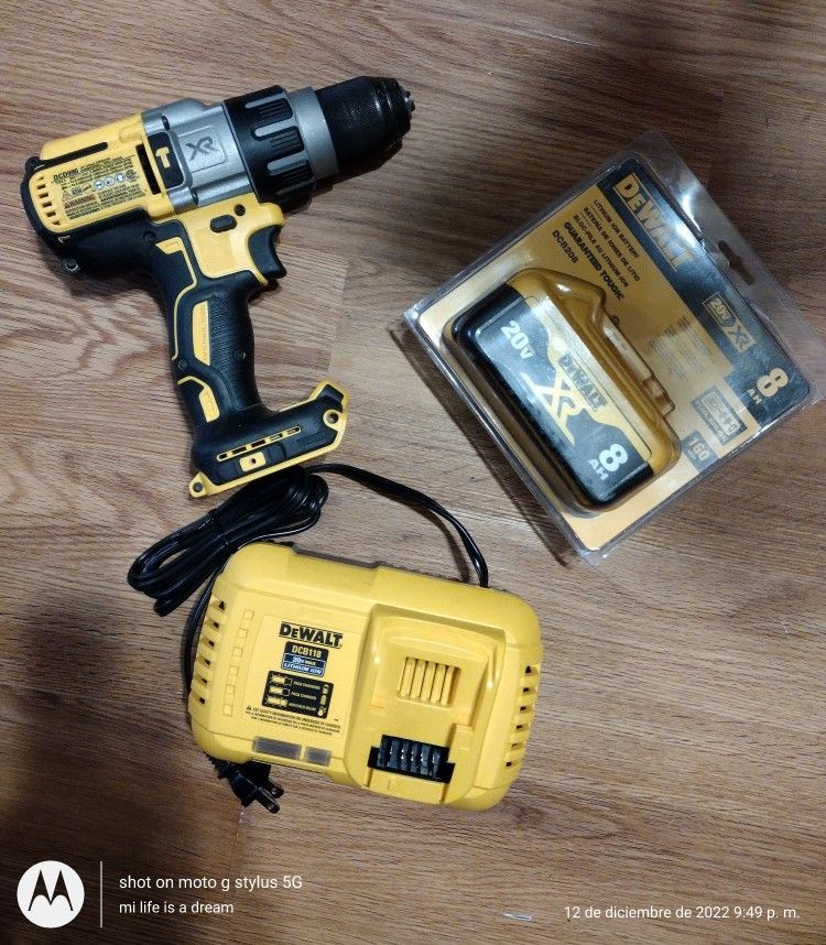 Rotomartillo XR, pila 8ah XR y cargador