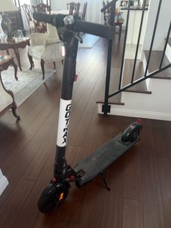 Gotrax Electric Scooter – Excellent Condition
