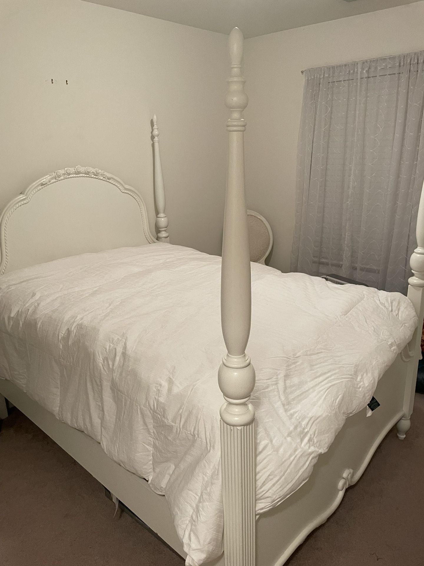 The Ideal Canopy Bedroom Set Mattress & Box Spring Included! for Sale