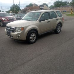 2010 FORD ESCAPE 4X4 